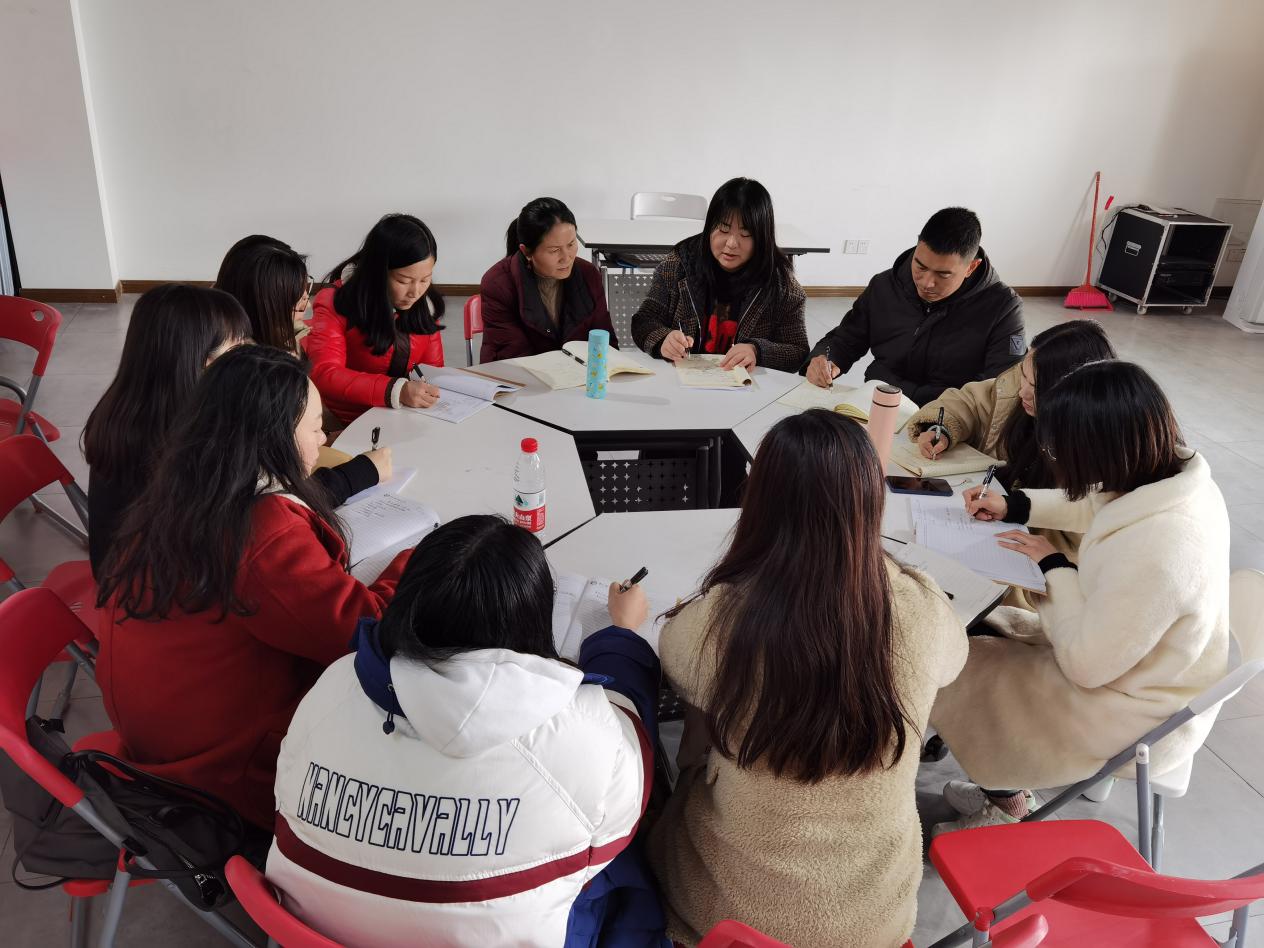 图片4.jpg 图片4.jpg